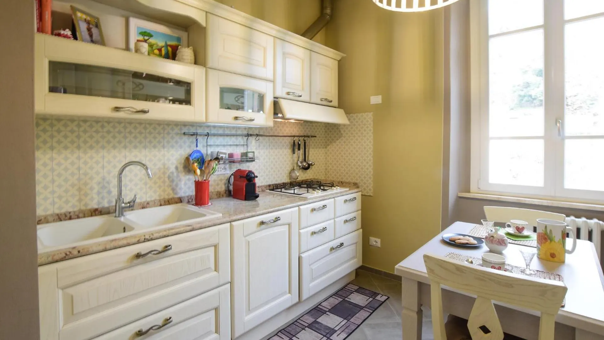 Gorgeous Apartment In Volterra With Kitchen