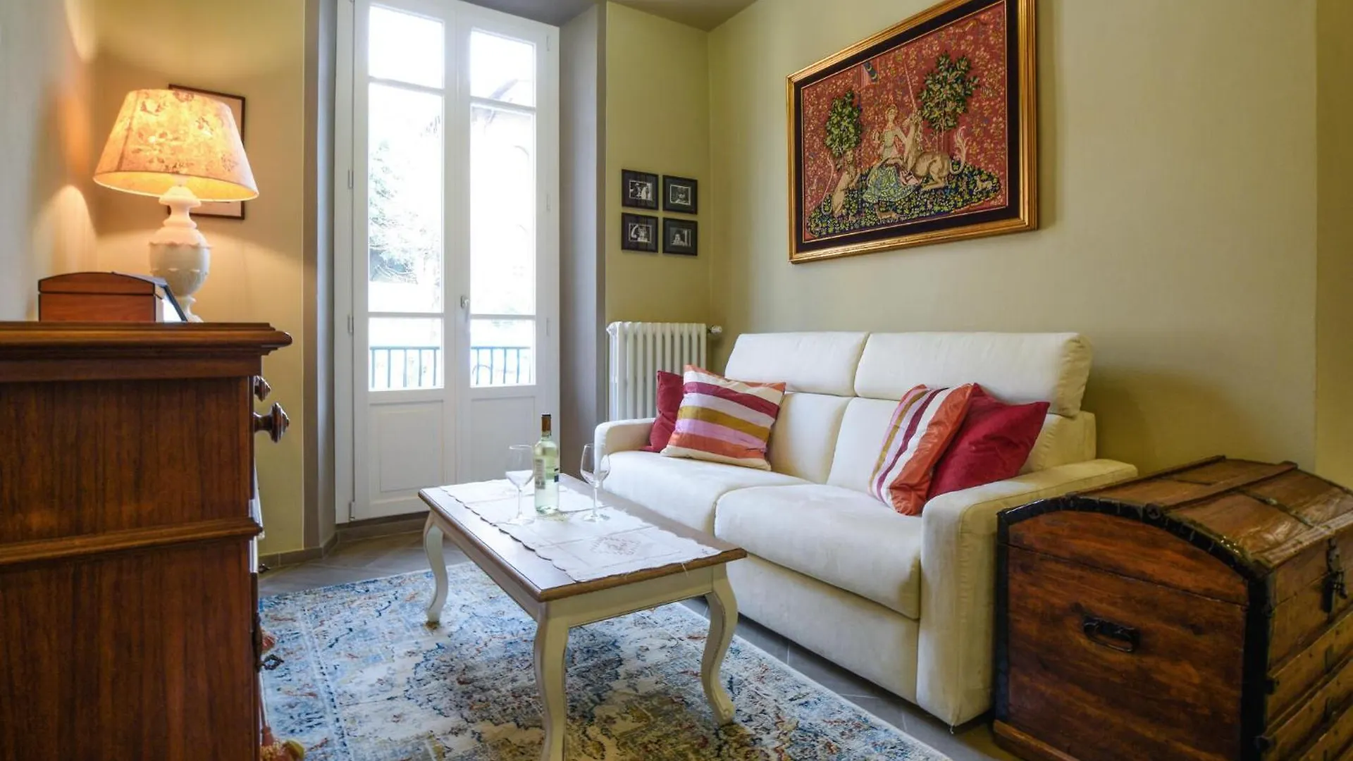 Gorgeous Apartment In Volterra With Kitchen