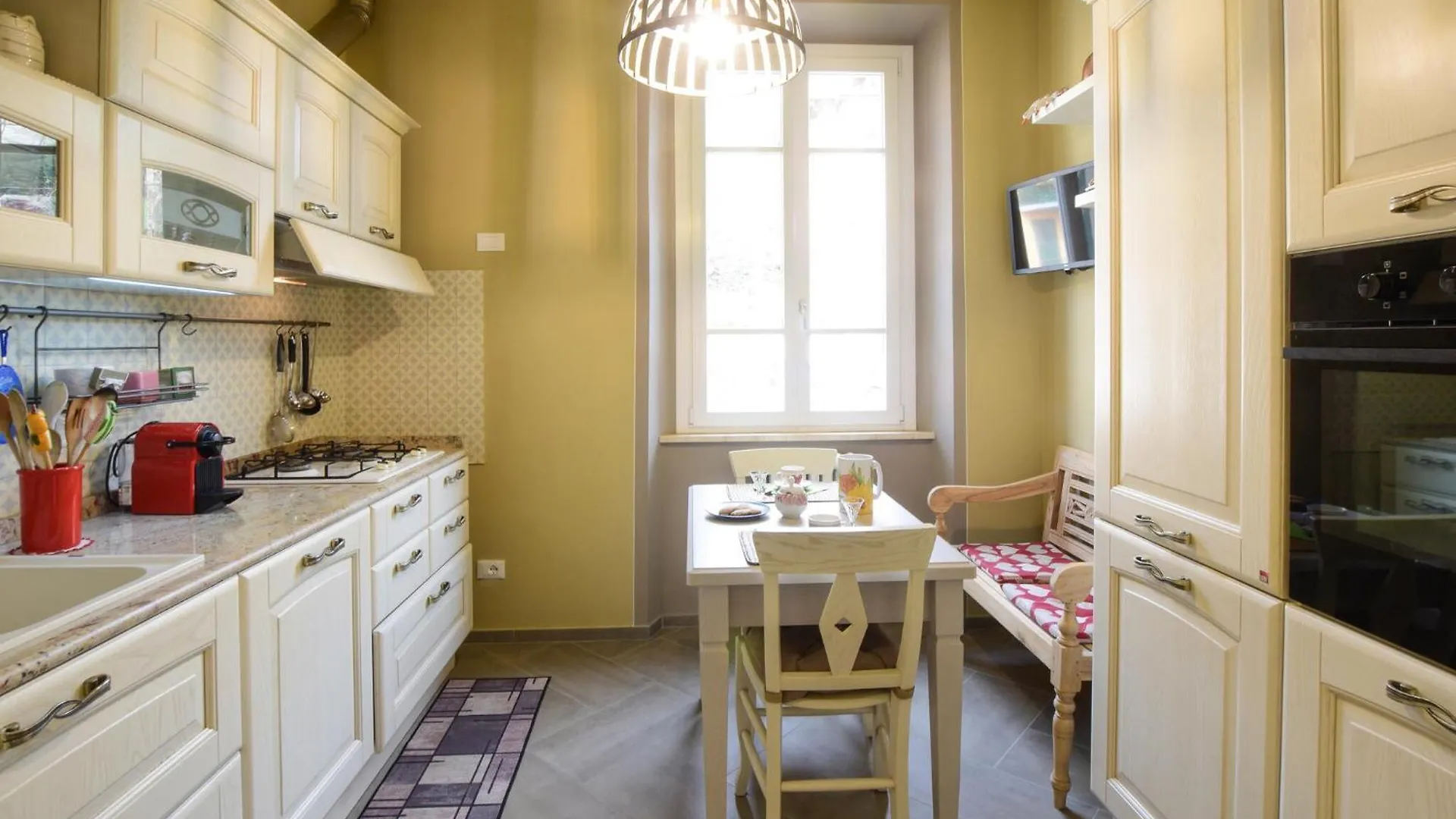 Gorgeous Apartment In Volterra With Kitchen Italy