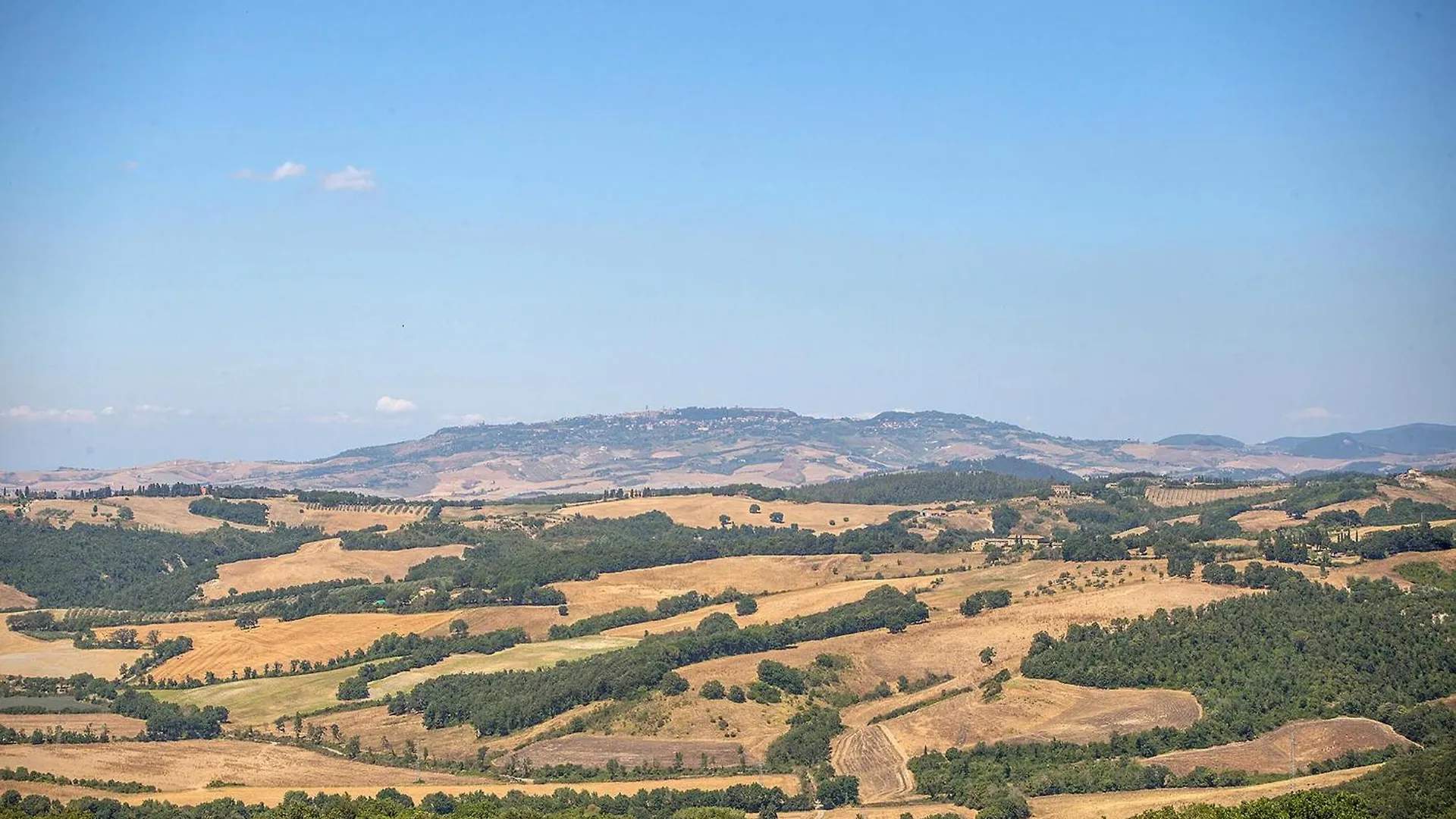 Gorgeous Apartment In Volterra With Kitchen